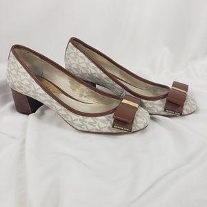 Michael Kors Kiera Signature Bow Pump